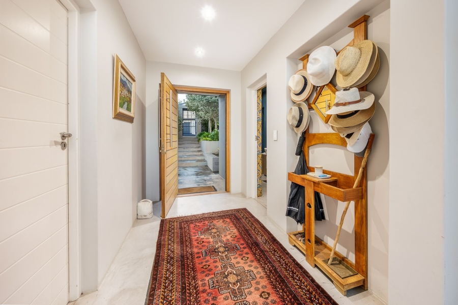 5 Bedroom Property for Sale in Aurora Western Cape
